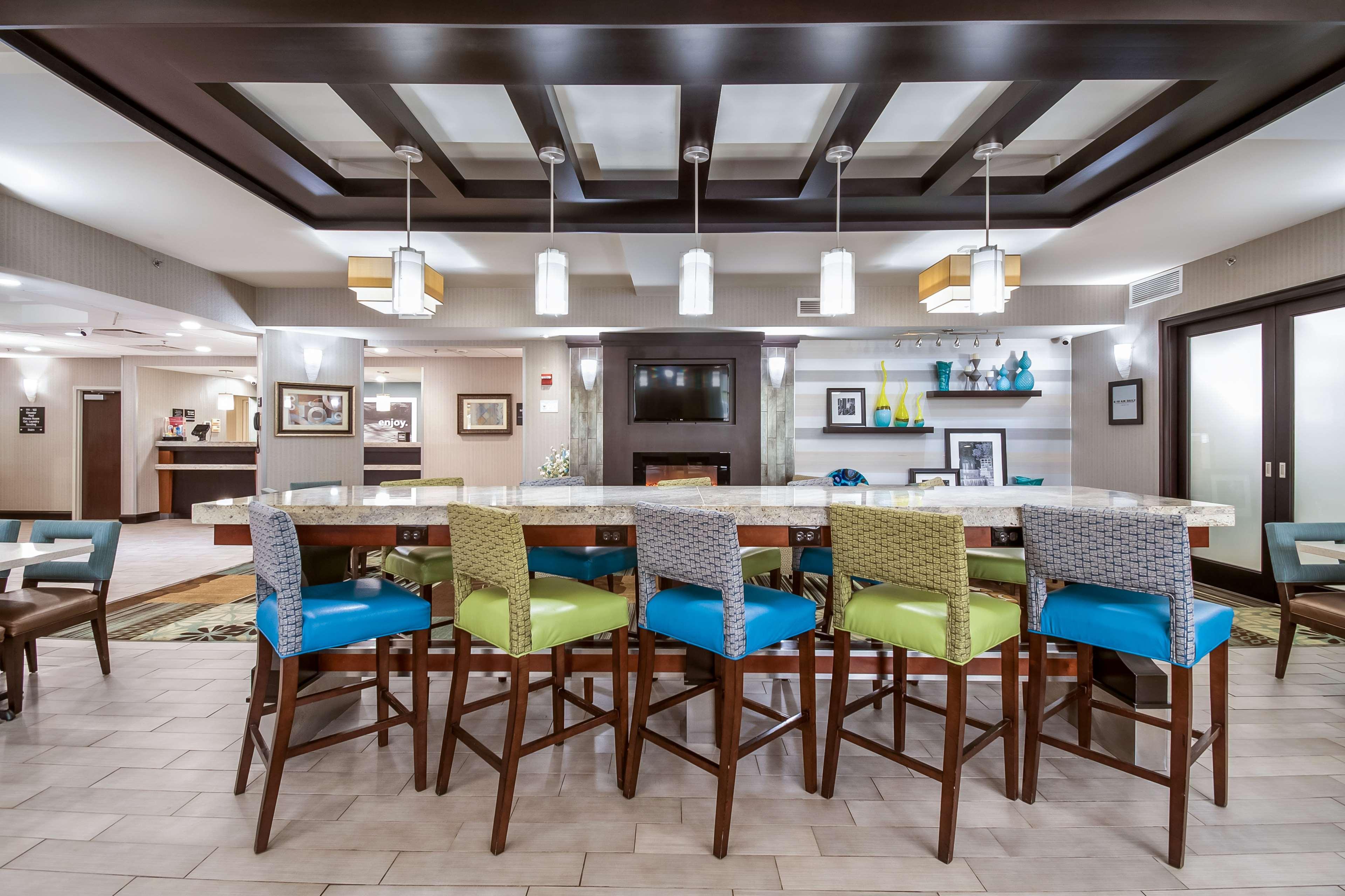Hampton Inn West Columbus Eksteriør billede