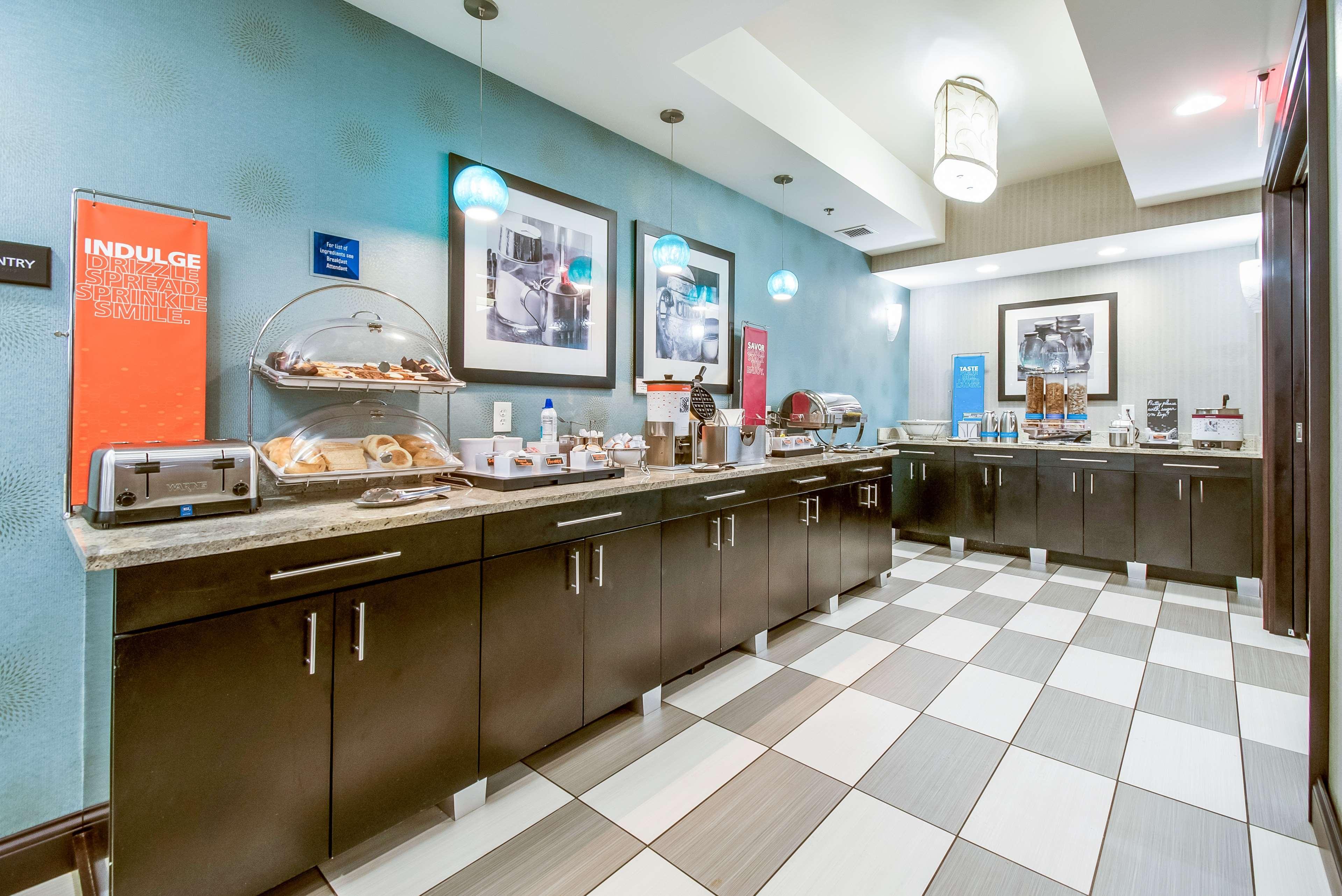 Hampton Inn West Columbus Eksteriør billede
